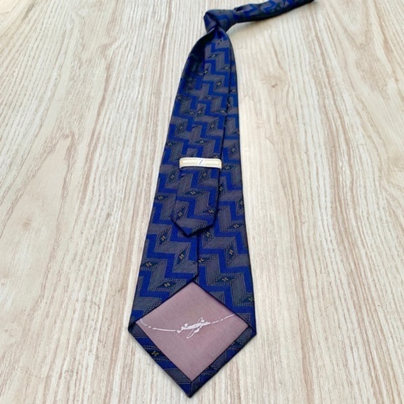 Zinc Blue & Taupe Gorgeous Woven Silk Tie - Picture 7 of 8